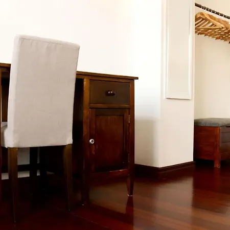 Casa Arcanjo Nyaraló *